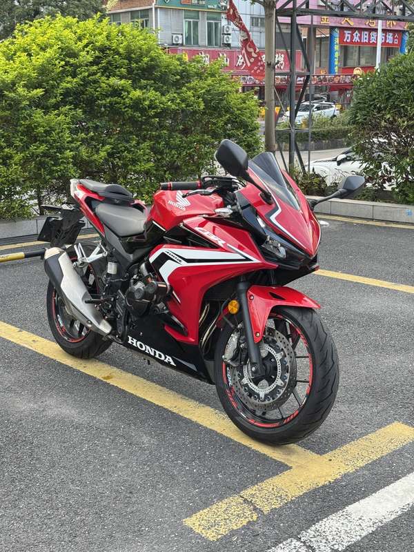 本田WING CBR400R