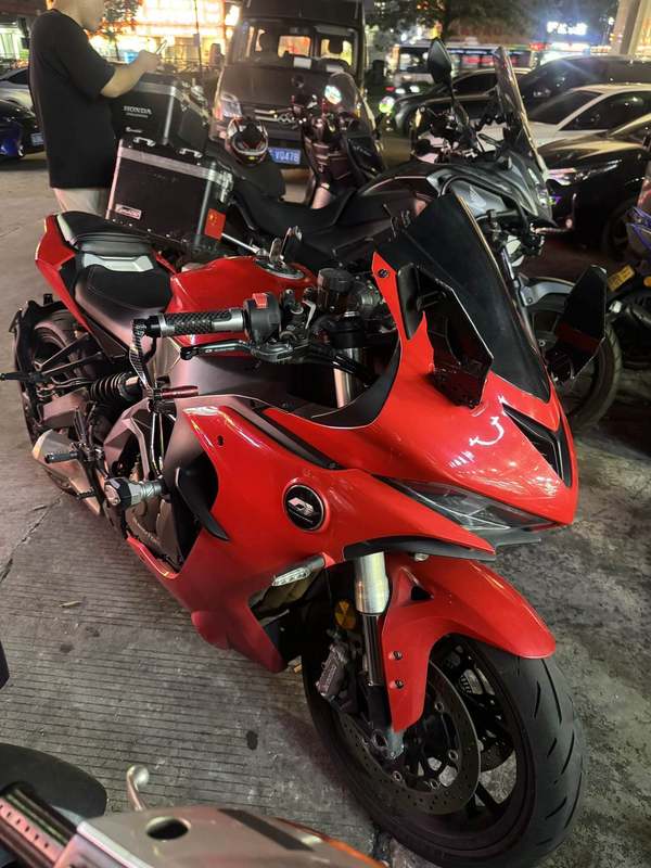 QJMOTOR 赛600