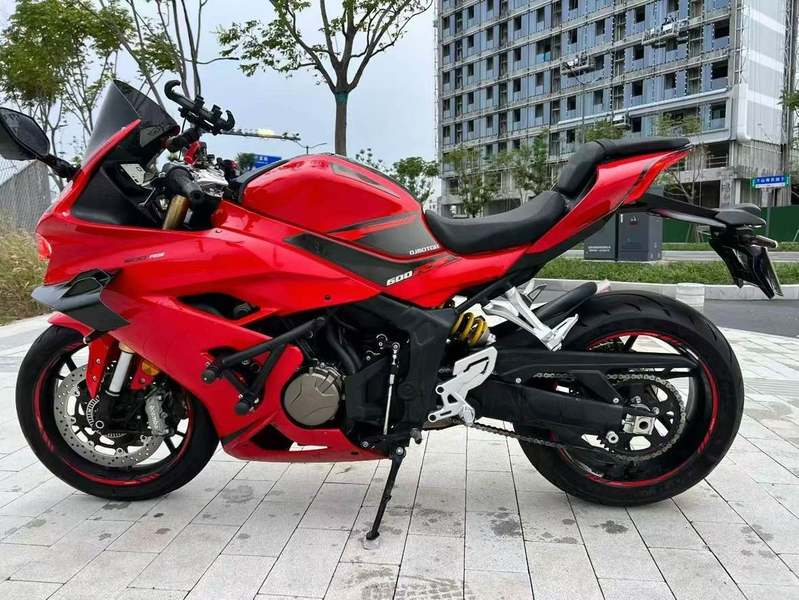 QJMOTOR 赛600