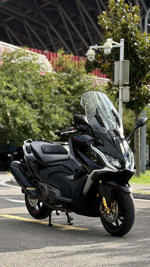 光阳 AK550