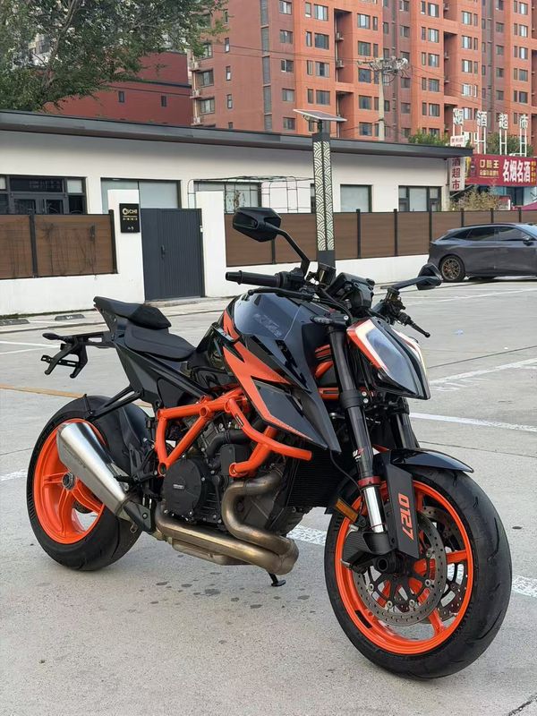 KTMR2R 1290 Super Duke