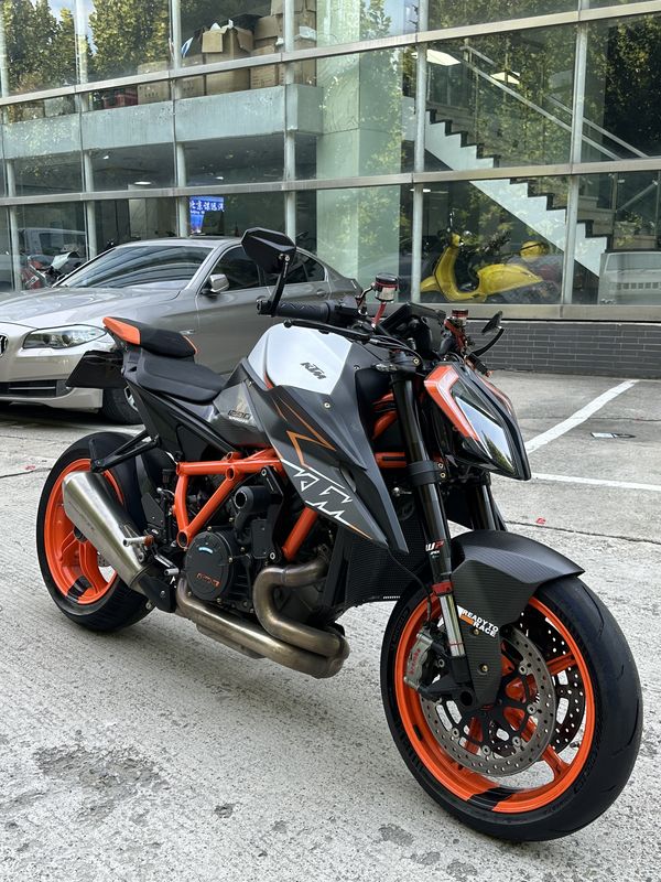 KTMR2R 1290 Super Duke