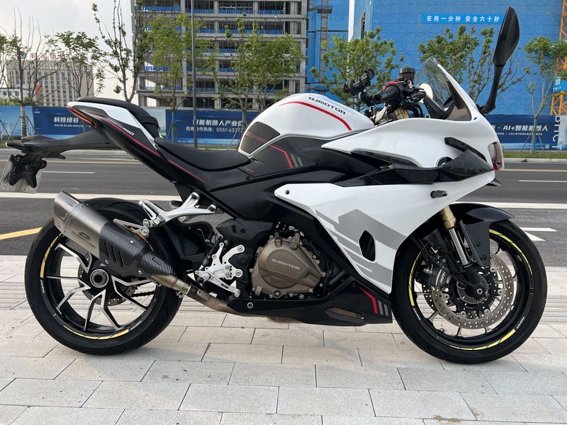 QJMOTOR 赛450