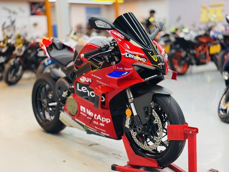 杜卡迪 Panigale V4