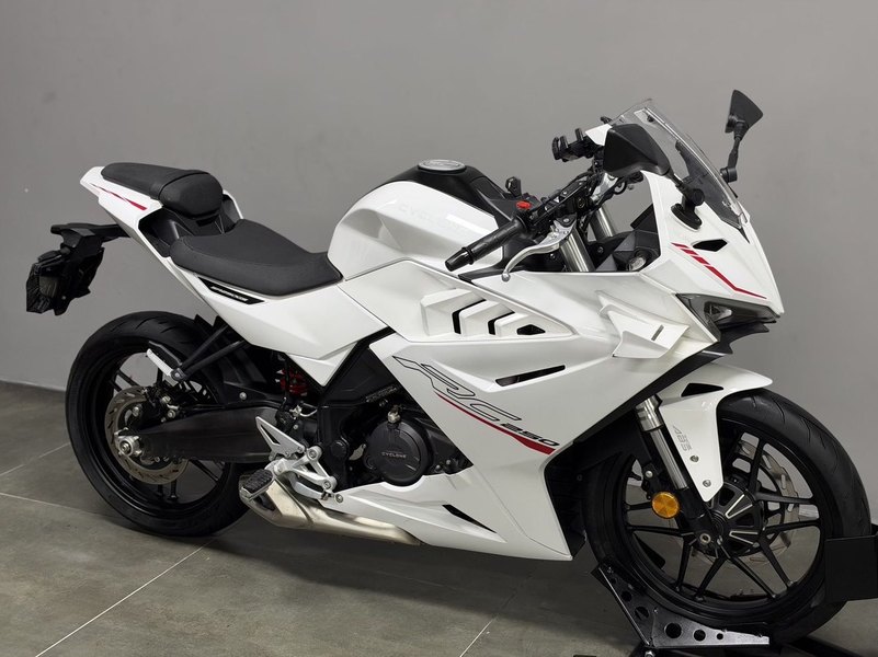 赛科龙 RC250