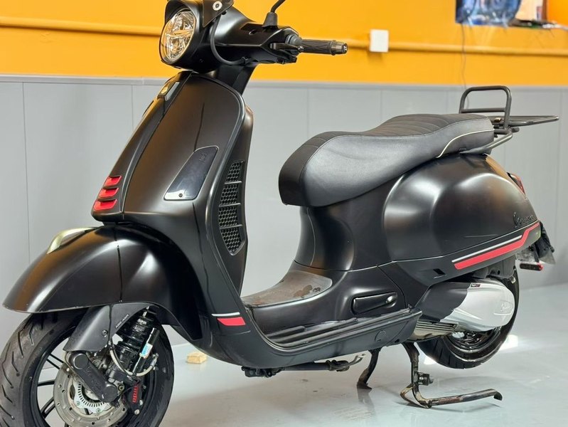 VESPA GTS