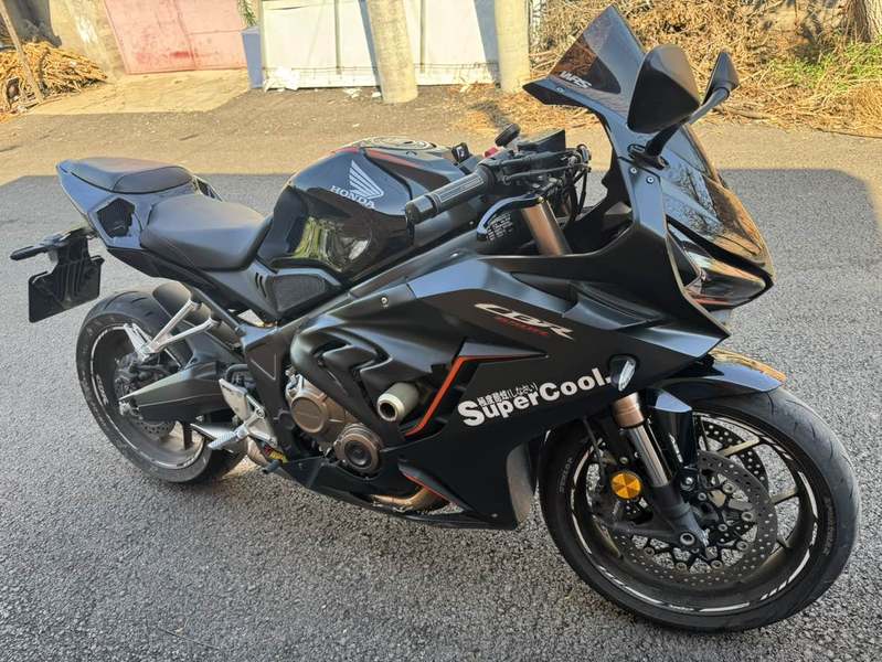 本田DREAMWING CBR650R