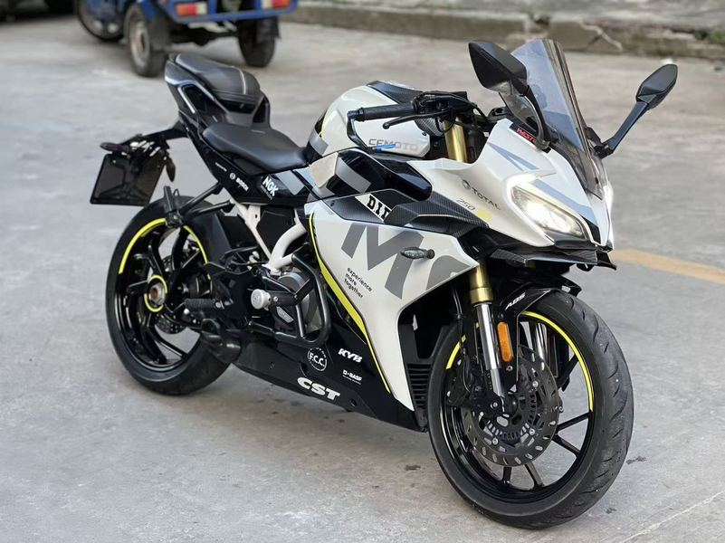 春风 250SR