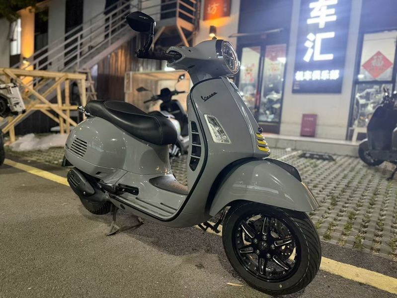 VESPA GTS