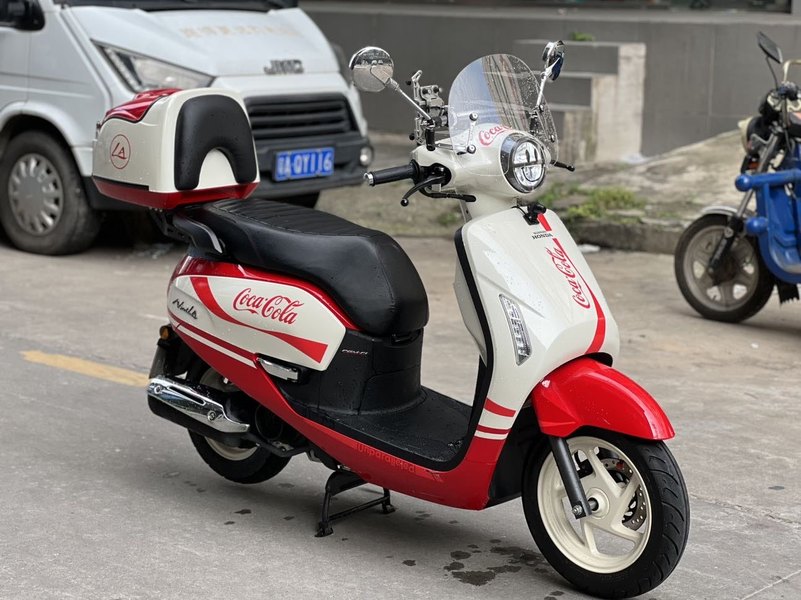 新大洲本田 NS125LA