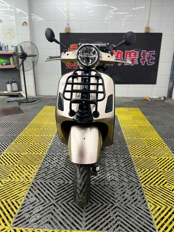 VESPA GTS