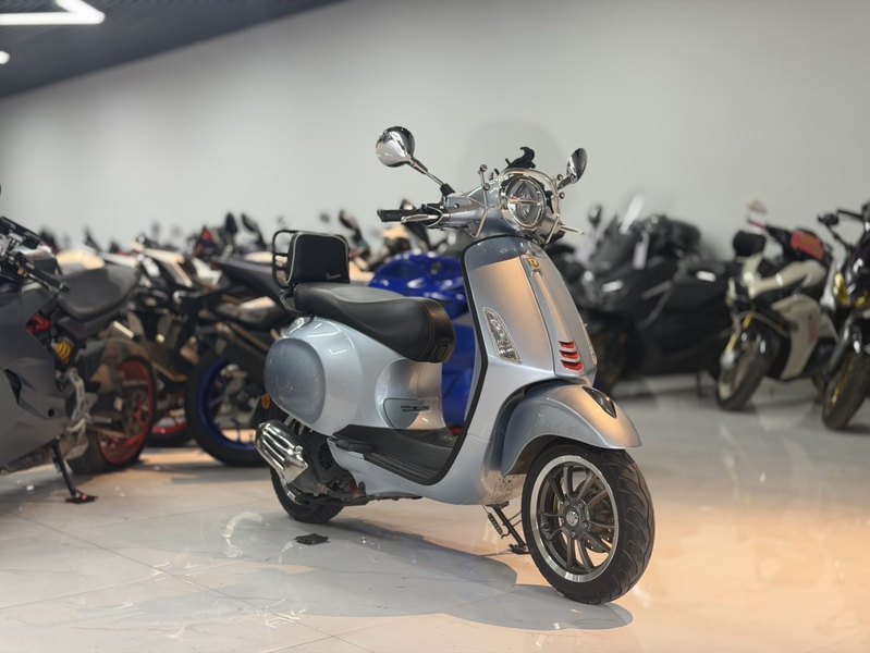 VESPA Primavera 150