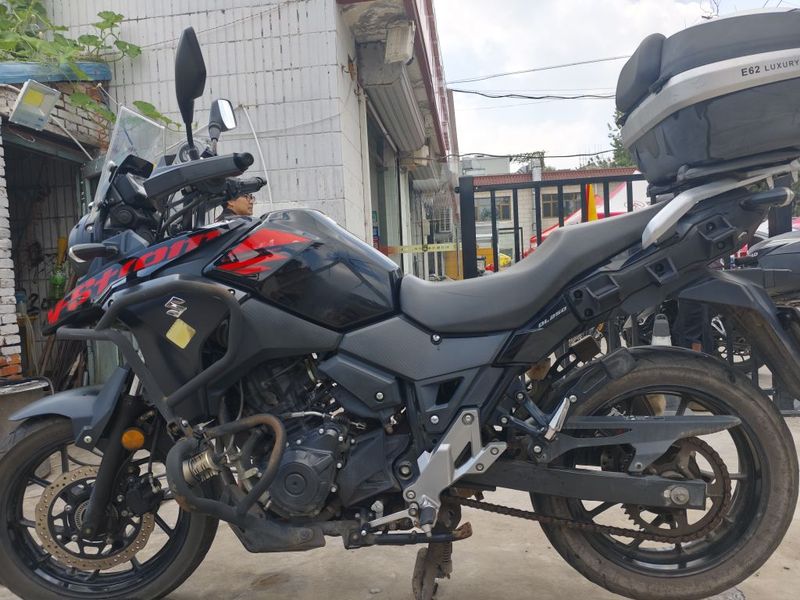 豪爵铃木 DL250