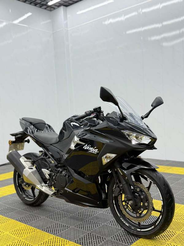 川崎 Ninja 400