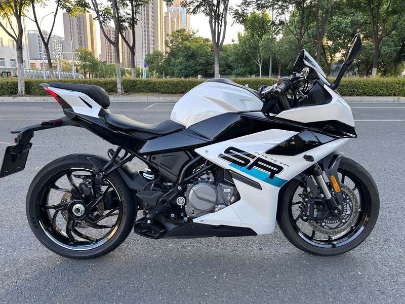 春风 250SR