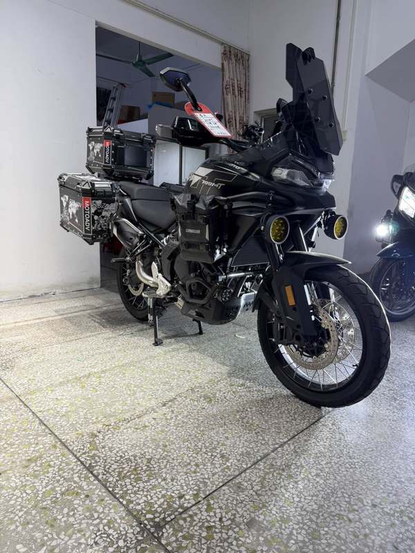 春风 700MT