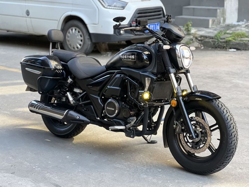 豪爵 TR300