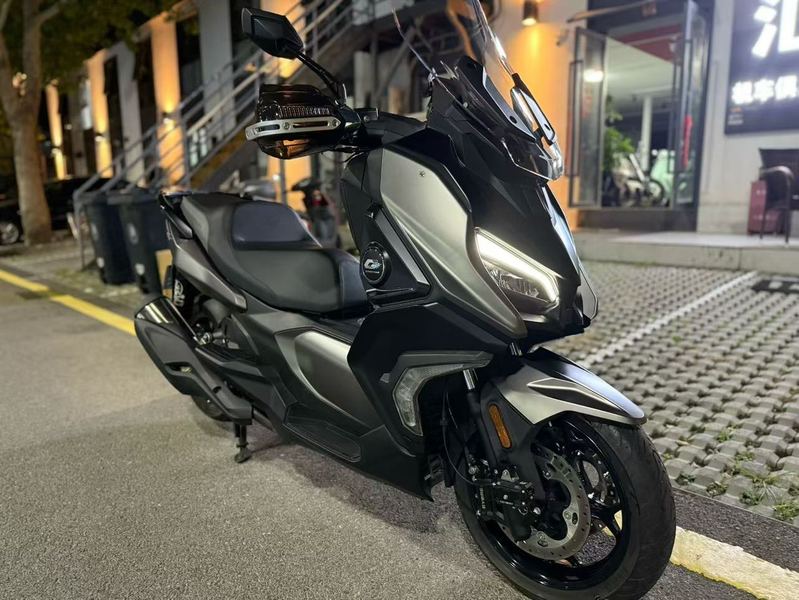 QJMOTOR 鸿350