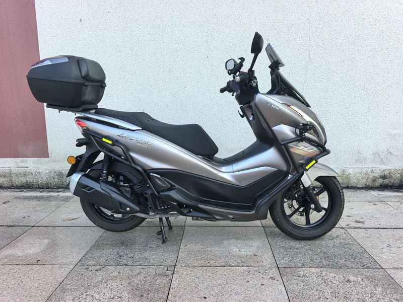 豪爵 UFR150