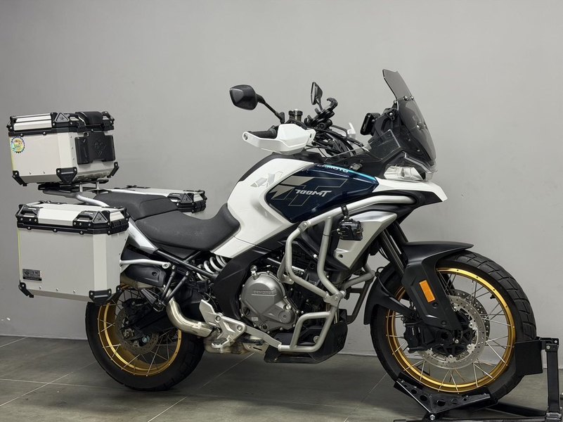 春风 700MT