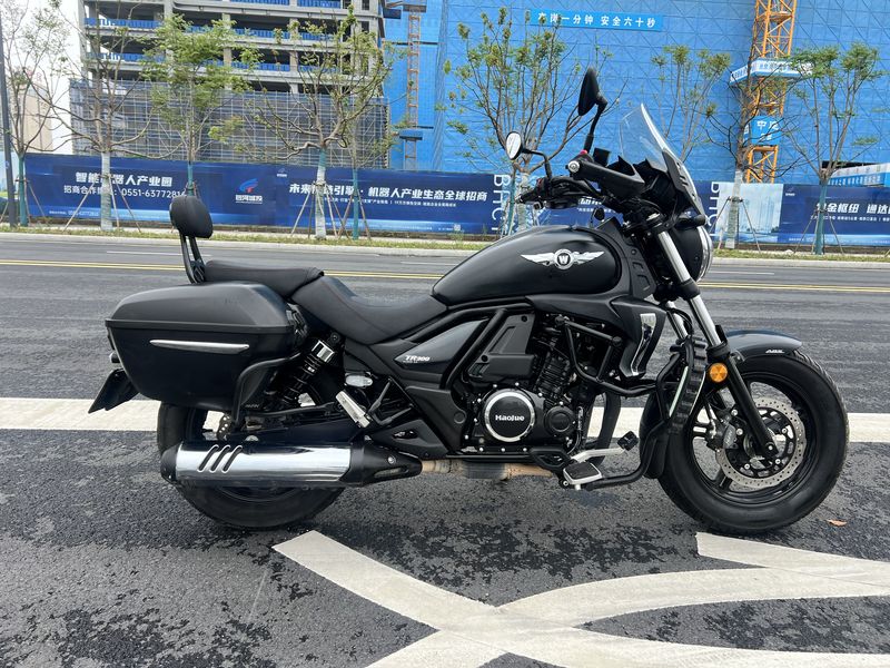 豪爵 TR300
