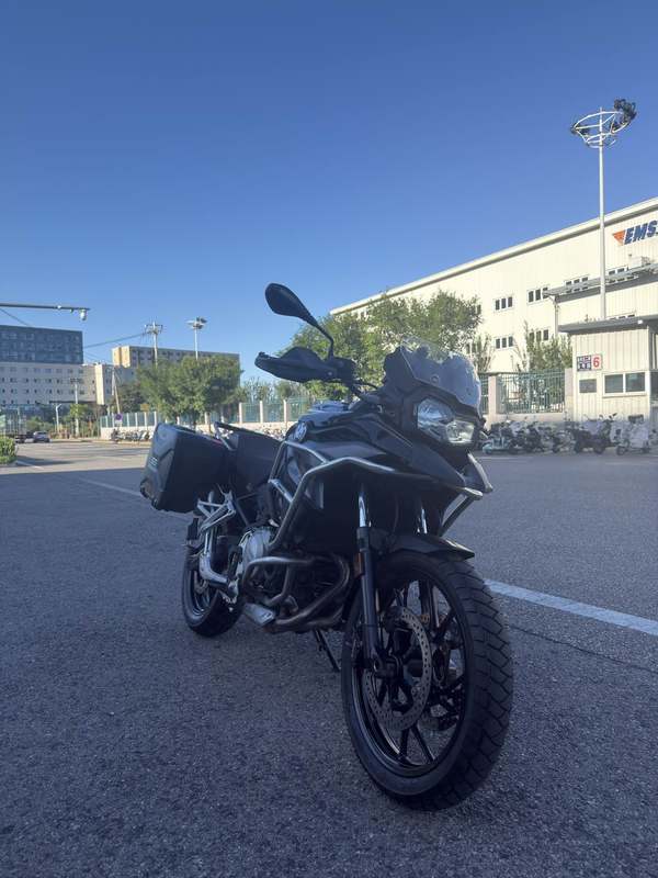 宝马 F 750 GS