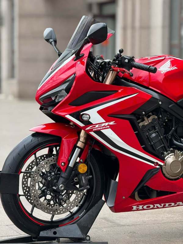 本田DREAMWING CBR650R