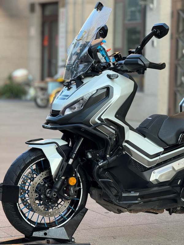 本田DREAMWING X-ADV 750