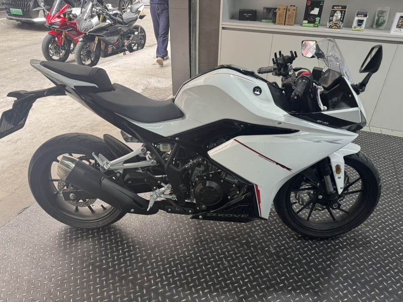 凯越 250RR 刺鸟