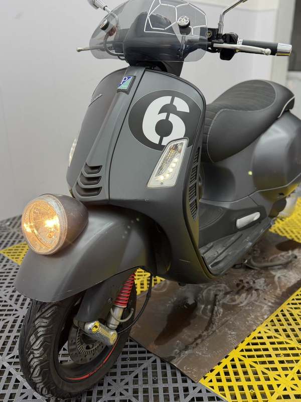 VESPA GTV