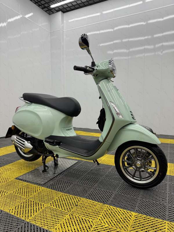 VESPA Primavera 150