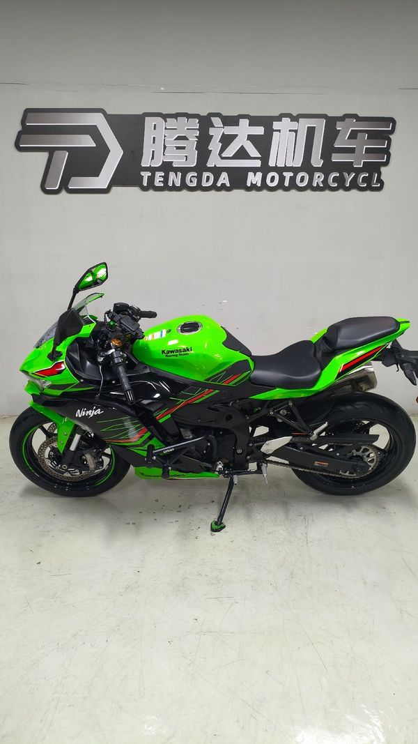 川崎 ZX-4R