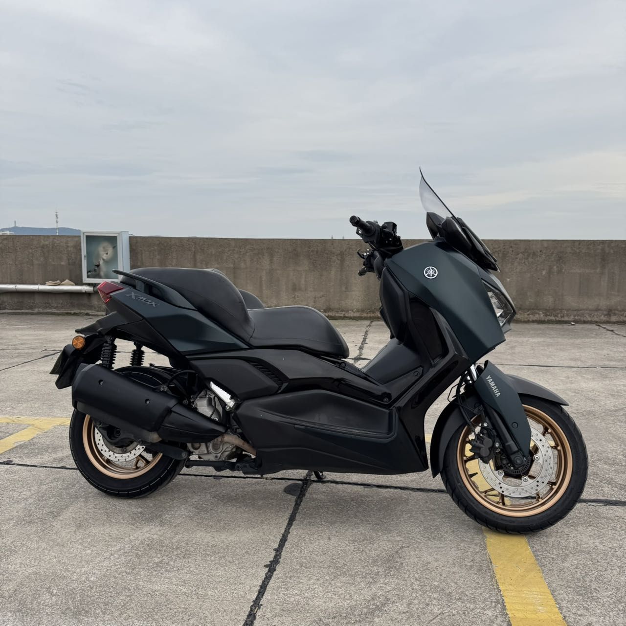 雅马哈 XMAX