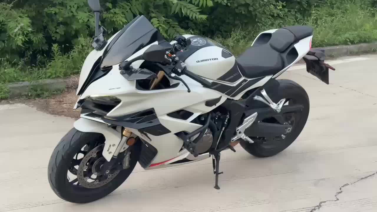 QJMOTOR 赛600