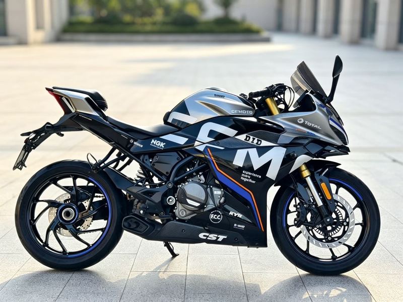 春风 250SR