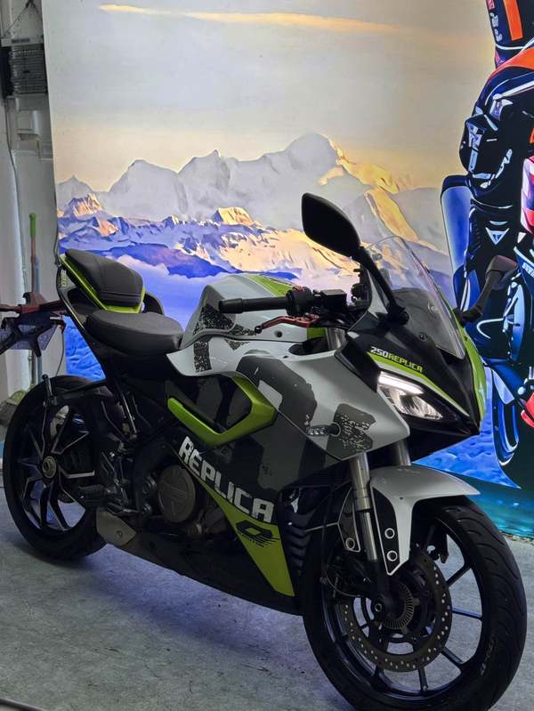 QJMOTOR 赛250