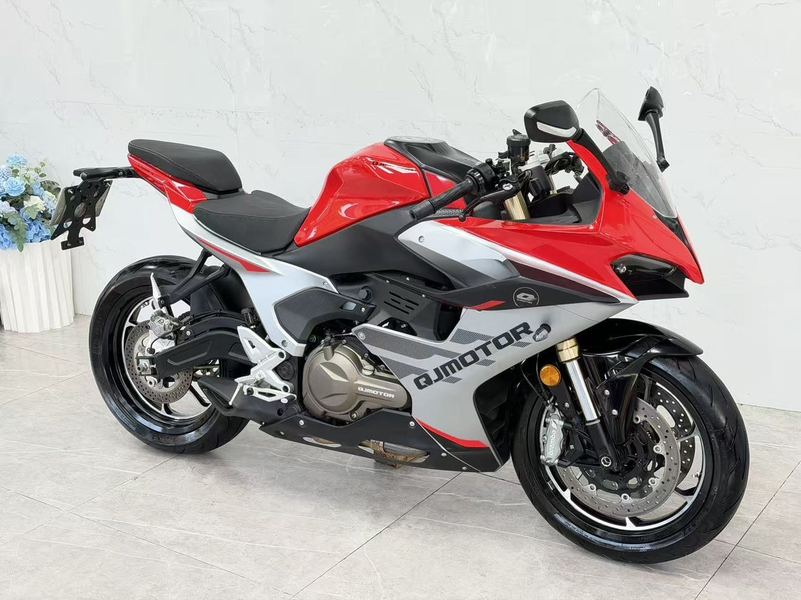 QJMOTOR 赛550