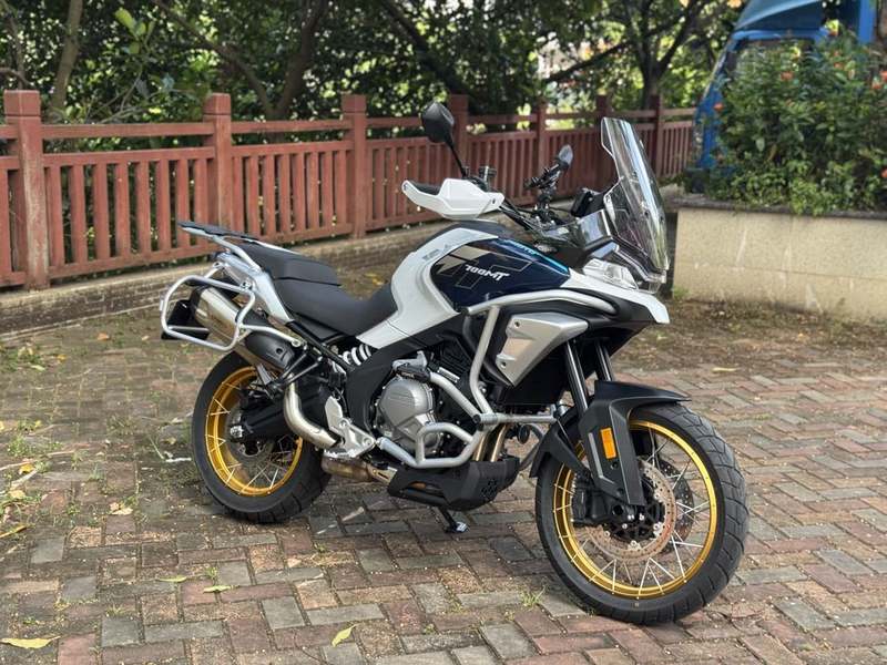 春风 700MT