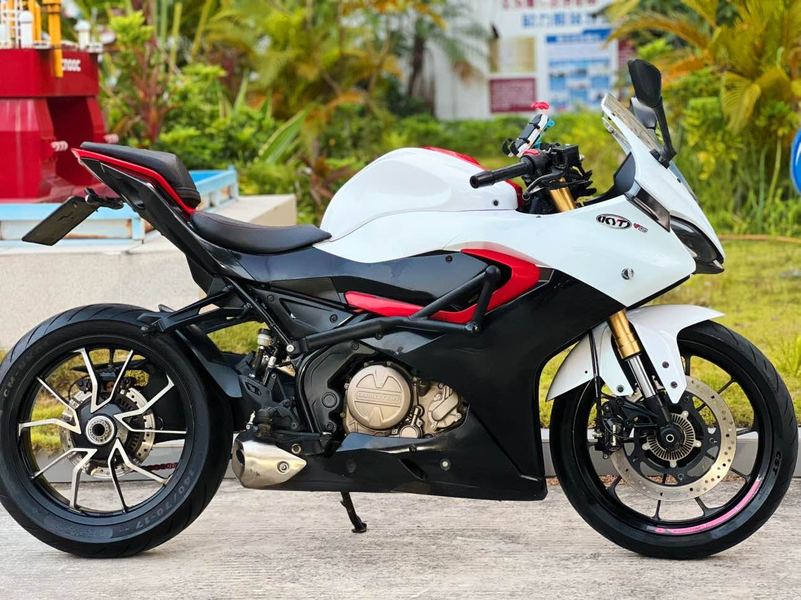 QJMOTOR 赛250
