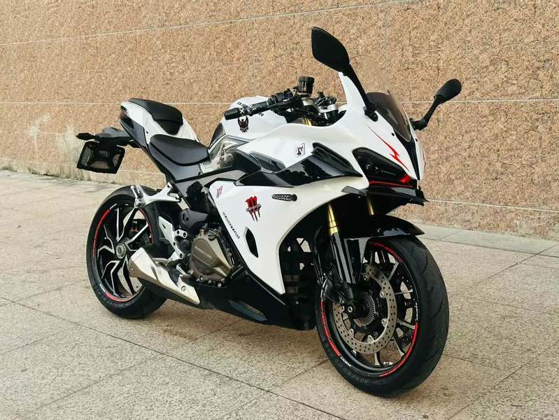 QJMOTOR 赛450
