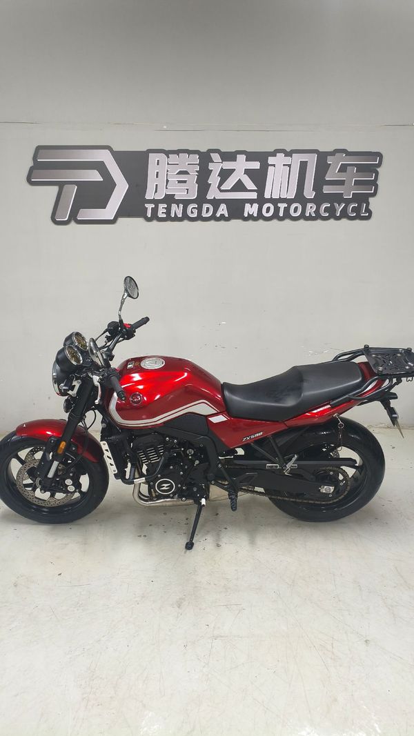 张雪机车 500F