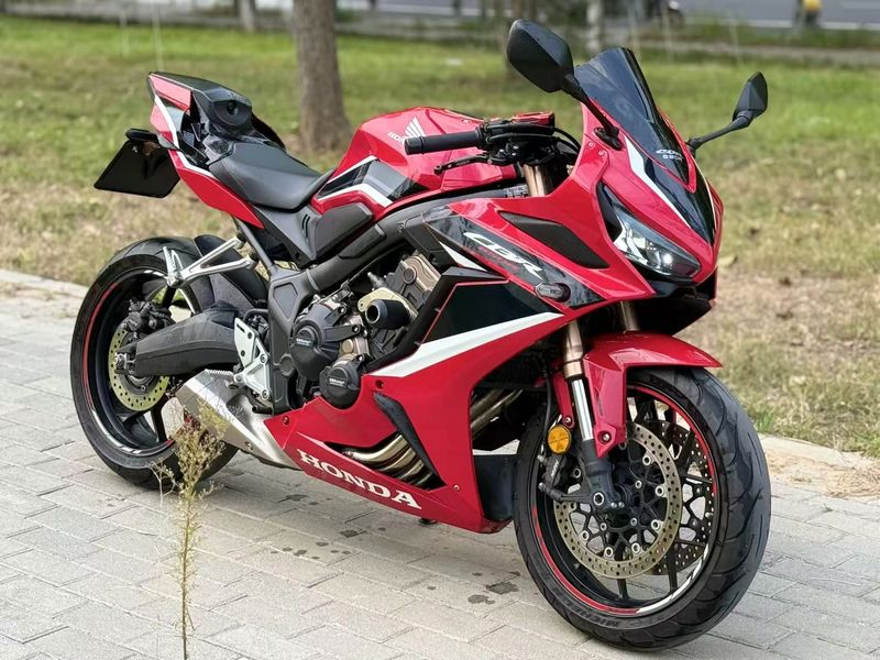 本田DREAMWING CBR650R