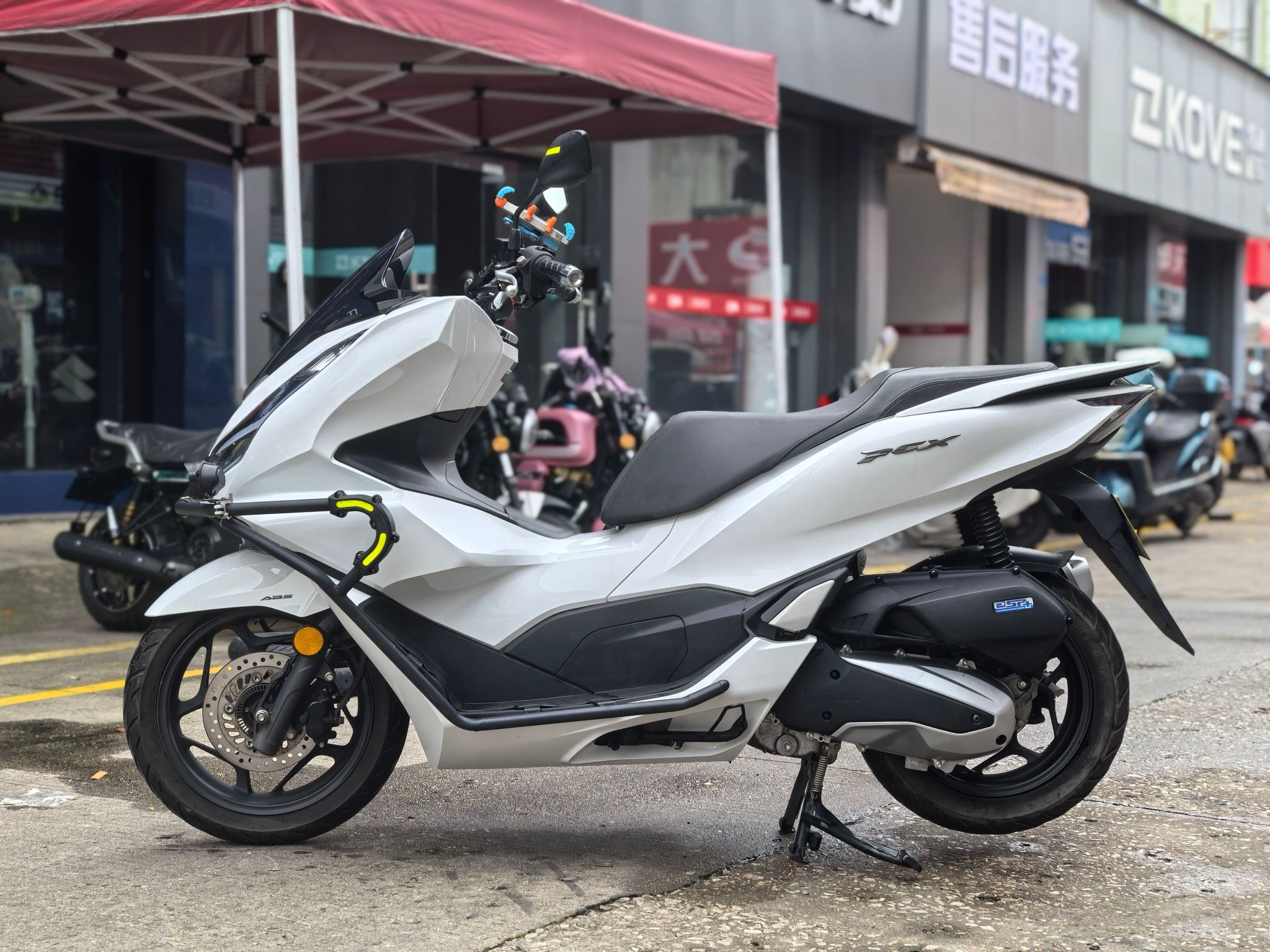 五羊本田 PCX