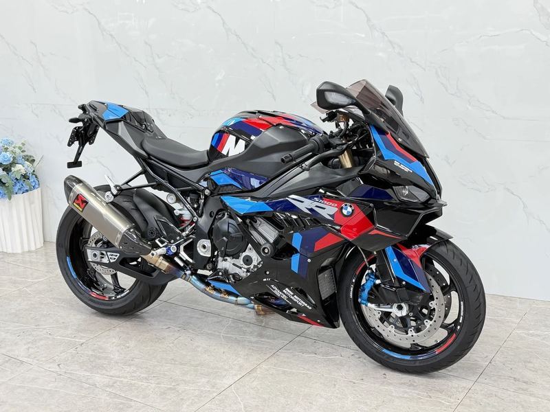 宝马 S 1000 RR