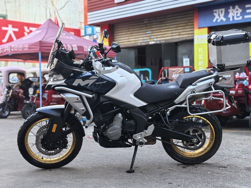春风 700MT