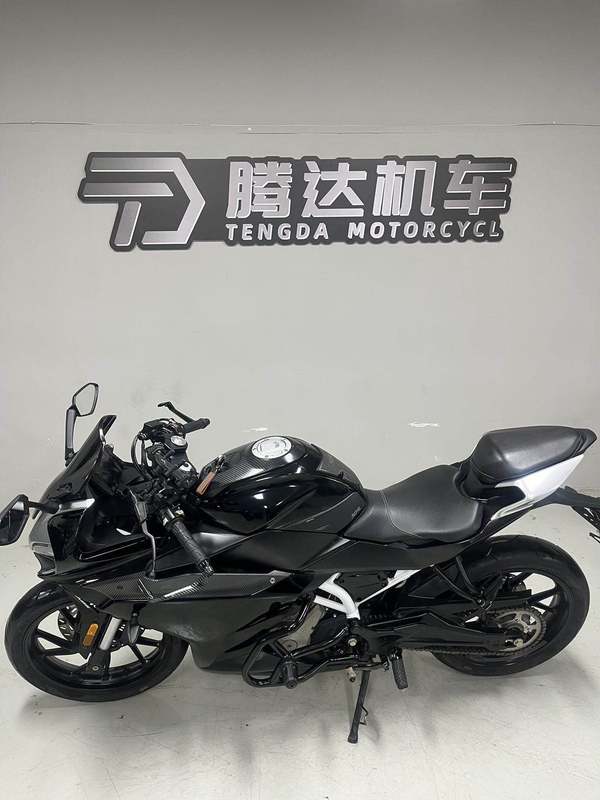 春风 250SR