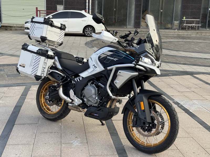 春风 700MT
