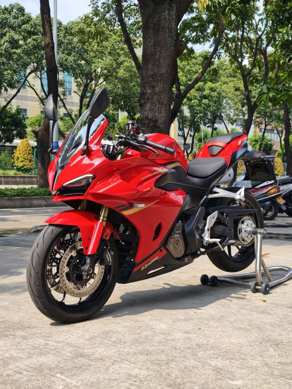 QJMOTOR 赛450