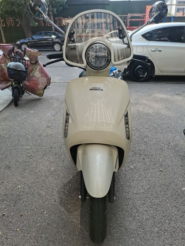 新大洲本田 NS125LA