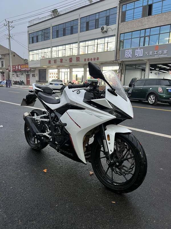 凯越 250RR 刺鸟